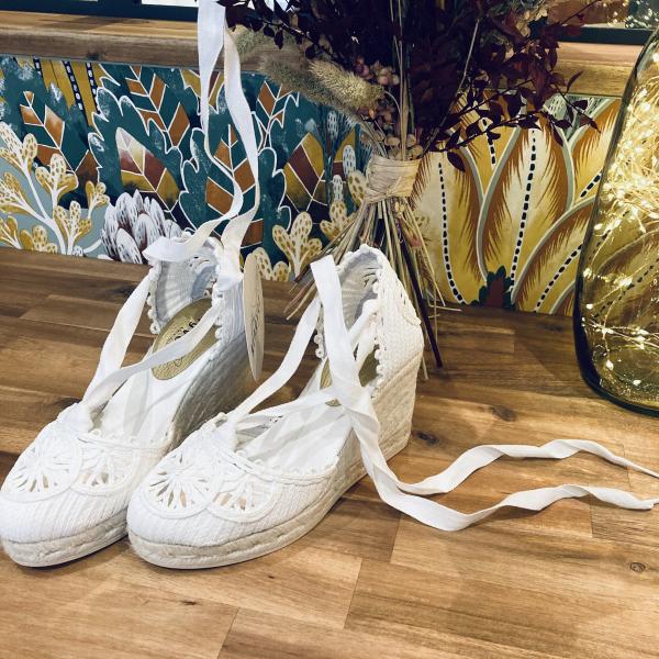 Chaussures espadrilles - Styliste Poitiers - L'Atelier de Marie Chaussures espadrilles - Styliste Poitiers - L'Atelier de Marie